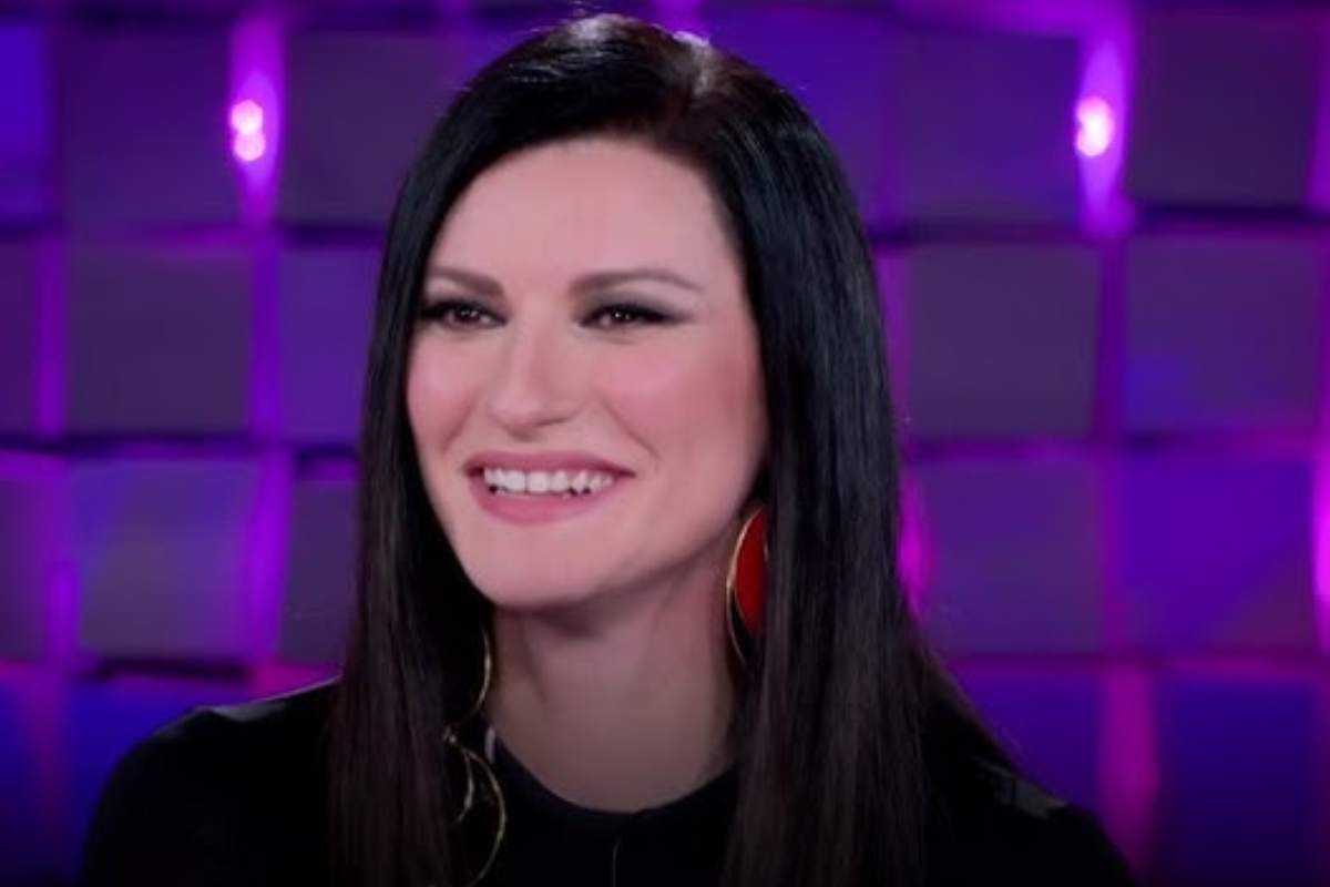 Laura Pausini intervistata a Verissimo